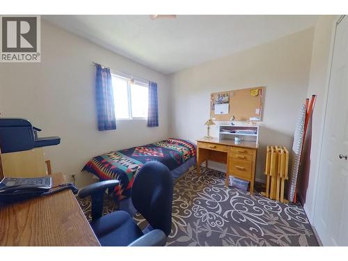 2813 3 Highway, Creston, BC 