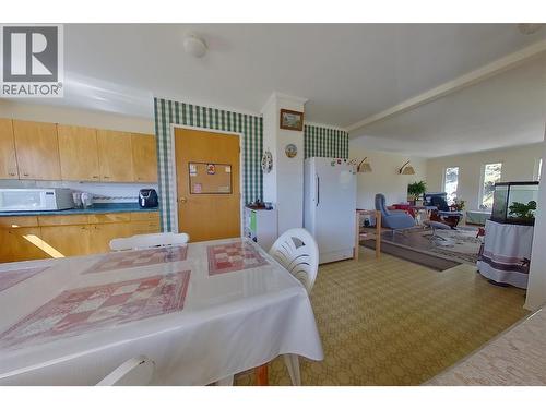 2813 3 Highway, Creston, BC 