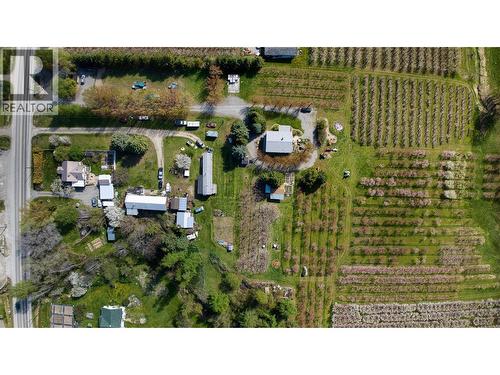 2813 3 Highway, Creston, BC 