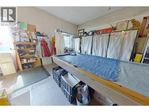2813 3 Highway, Creston, BC 