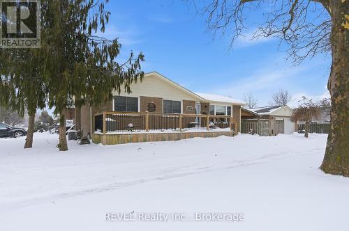 8257 Post Road, Niagara Falls (Ascot), ON - Outdoor