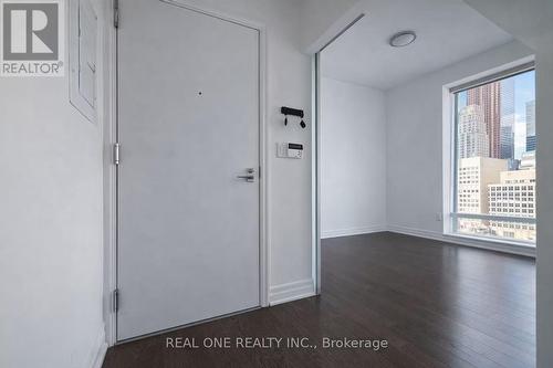 1107 - 8 The Esplanade Avenue, Toronto, ON - Indoor Photo Showing Other Room