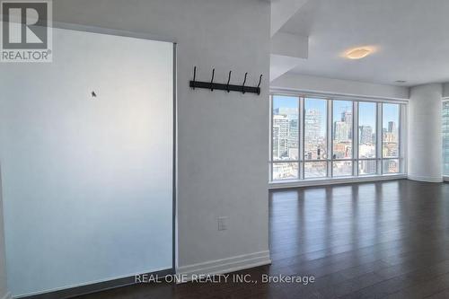 1107 - 8 The Esplanade Avenue, Toronto, ON - Indoor Photo Showing Other Room