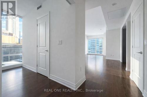 1107 - 8 The Esplanade Avenue, Toronto, ON - Indoor Photo Showing Other Room