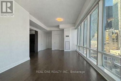 1107 - 8 The Esplanade Avenue, Toronto, ON - Indoor Photo Showing Other Room