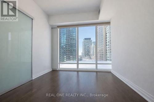 1107 - 8 The Esplanade Avenue, Toronto, ON - Indoor Photo Showing Other Room