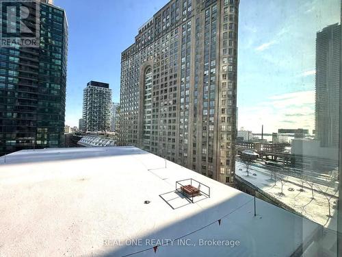 1107 - 8 The Esplanade Avenue, Toronto, ON - Outdoor