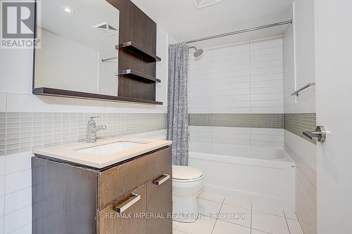 1503 - 295 Adelaide Street W, Toronto, ON - Indoor Photo Showing Bathroom