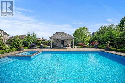 2 Tidnish Court, King, ON - Outdoor With In Ground Pool With Backyard