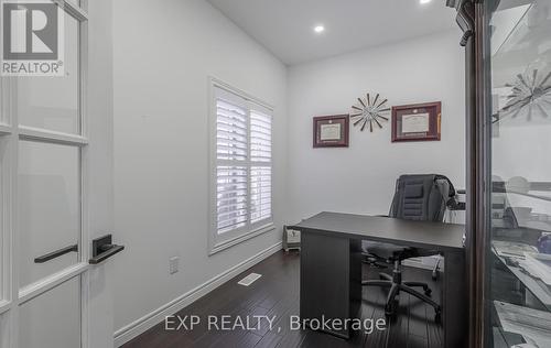 228 Greti Drive, Hamilton, ON - Indoor Photo Showing Other Room
