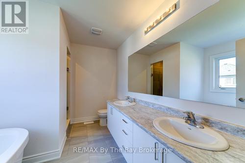 21 Lisa Street, Wasaga Beach, ON - Indoor Photo Showing Bathroom
