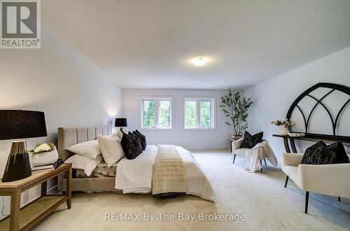 5 Misty Ridge Road, Wasaga Beach, ON - Indoor Photo Showing Bedroom