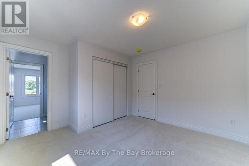 5 Misty Ridge Road, Wasaga Beach, ON - Indoor Photo Showing Other Room
