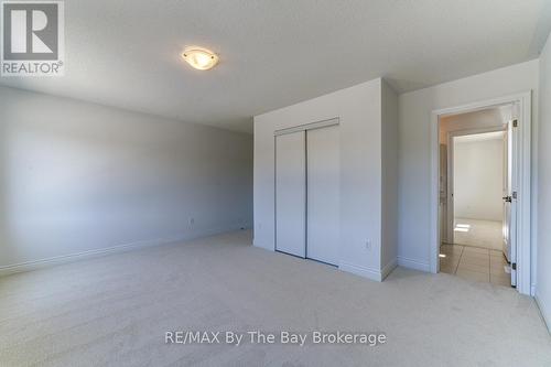 5 Misty Ridge Road, Wasaga Beach, ON - Indoor Photo Showing Other Room