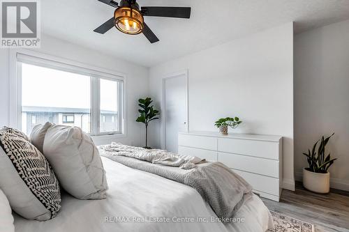 59 Lily Lane, Guelph (Clairfields/Hanlon Business Park), ON - Indoor Photo Showing Bedroom