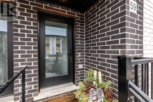 59 Lily Lane, Guelph (Clairfields/Hanlon Business Park), ON - 