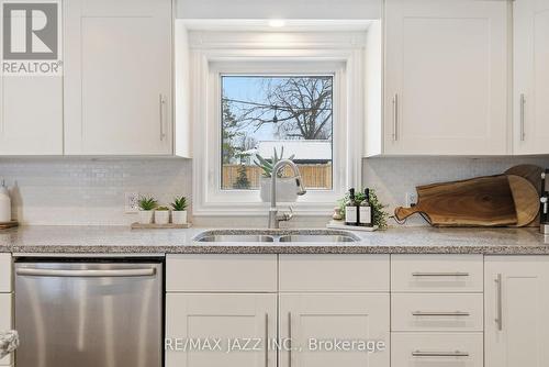 922 Byron Street S, Whitby (Downtown Whitby), ON - Indoor Photo Showing Kitchen With Double Sink