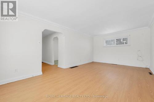 5 Meade Street, Brighton, ON - Indoor Photo Showing Other Room