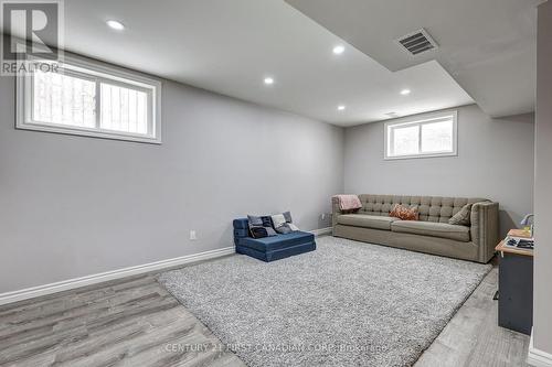 86 Patience Crescent, London South (South X), ON - Indoor Photo Showing Other Room