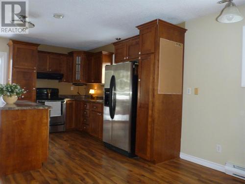 2 Simmons Place, Clarenville, NL - Indoor Photo Showing Kitchen
