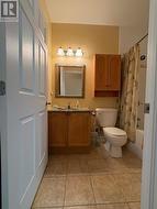 Main bathroom - 