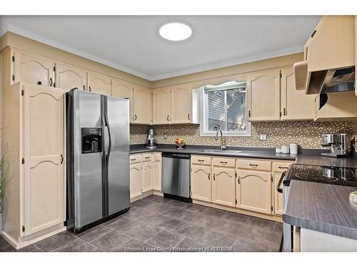 640 Delaware, Lasalle, ON 