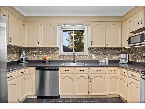 640 Delaware, Lasalle, ON 