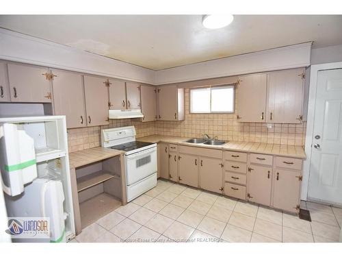 735-737 Partington, Windsor, ON 