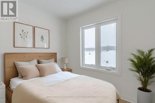 30 Stockholm Road, Barrie, ON - Indoor Photo Showing Bedroom