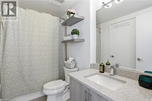 550 North Service Road Unit# 801, Grimsby, ON - Indoor Photo Showing Bathroom