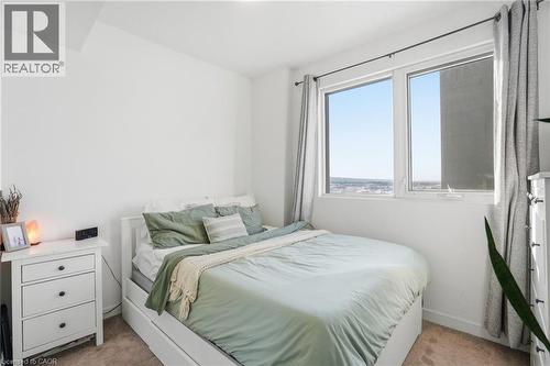 550 North Service Road Unit# 801, Grimsby, ON - Indoor Photo Showing Bedroom