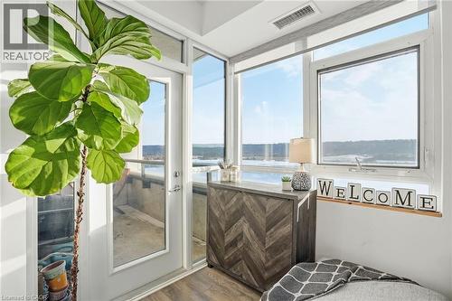 550 North Service Road Unit# 801, Grimsby, ON - Indoor Photo Showing Other Room