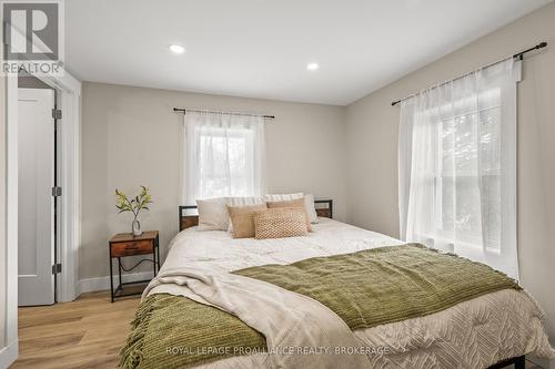 40 Elm Street, Gananoque, ON - Indoor Photo Showing Bedroom