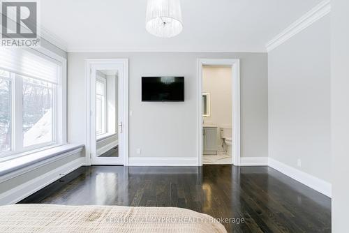 1389 Weaver Avenue, Oakville, ON - Indoor Photo Showing Other Room