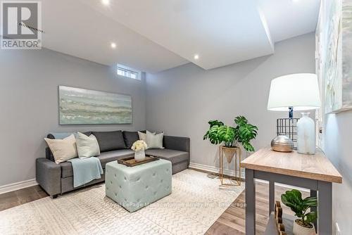 1637 Stover Crescent, Milton (Cl Clarke), ON - Indoor