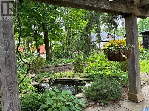 80 London Road W, Guelph (Exhibition Park), ON - Outdoor