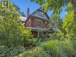 80 LONDON ROAD W Guelph (Exhibition Park), ON N1H 2B7