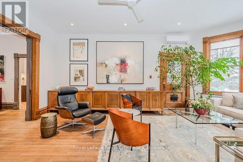 Family Room - 80 London Road W, Guelph (Exhibition Park), ON - Indoor Photo Showing Living Room
