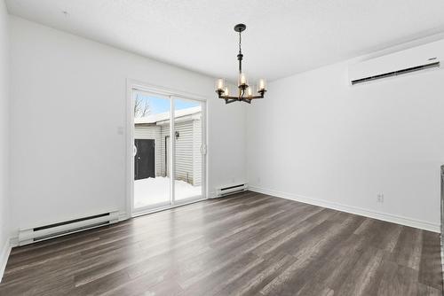 Salle à manger - 9 Rue Monette, Gatineau (Gatineau), QC - Indoor Photo Showing Other Room With Fireplace