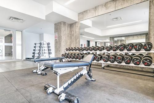 Salle d'exercice - 2210-1050 Rue Drummond, Montréal (Ville-Marie), QC - Indoor Photo Showing Gym Room