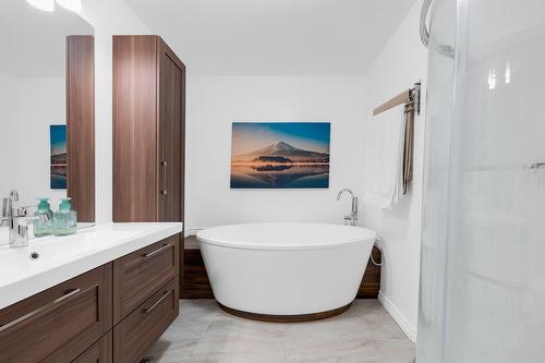 Salle de bains - 301-190 Rue Parent, Longueuil (Greenfield Park), QC - Indoor Photo Showing Bathroom