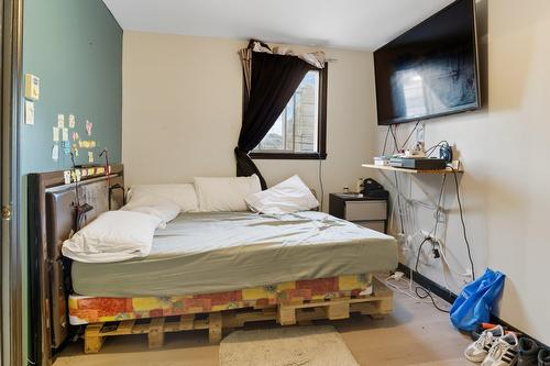 Chambre à coucher - 2457  - 2459 Rue Monsabré, Montréal (Mercier/Hochelaga-Maisonneuve), QC - Indoor Photo Showing Bedroom