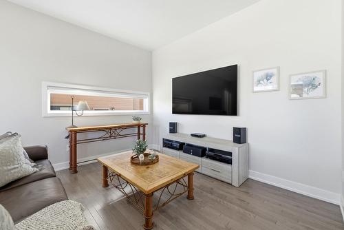 Salon - 312 Ch. Jean-Paul-Lemieux, Chelsea, QC - Indoor Photo Showing Living Room