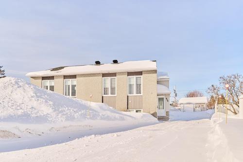 Façade - 658 Rue Rabelais, Saguenay (Chicoutimi), QC - Outdoor