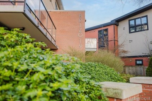 201-606 Speed Ave, Victoria, BC - Outdoor With Exterior