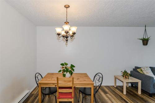 307-3226 Cowichan Lake Rd, Duncan, BC - Indoor Photo Showing Dining Room