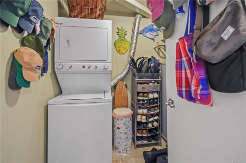 309-30 Cavan St, Nanaimo, BC - Indoor Photo Showing Laundry Room