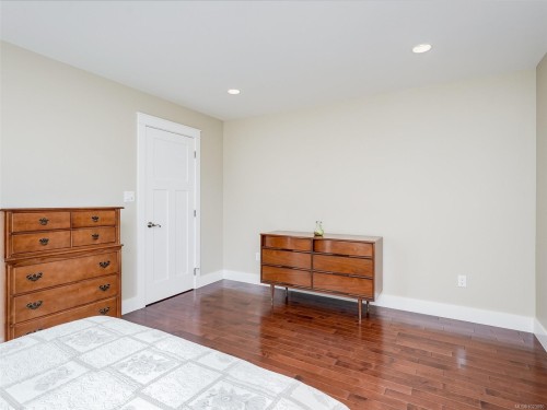 9173 Basswood Rd, North Saanich, BC 