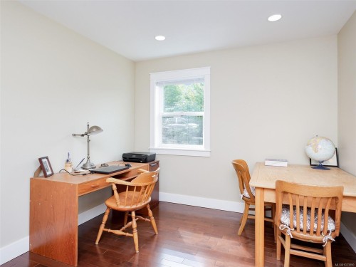 9173 Basswood Rd, North Saanich, BC 