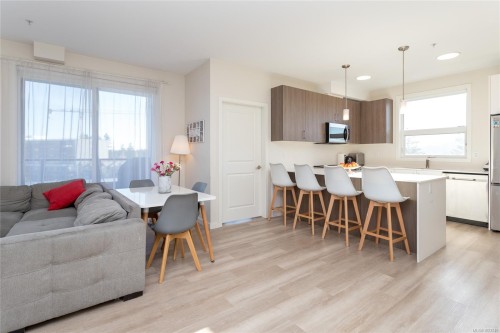 506-815 Orono Ave, Langford, BC - Indoor